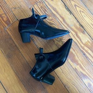 Intentionally Blank Size 9 Black Patent Leather Booties